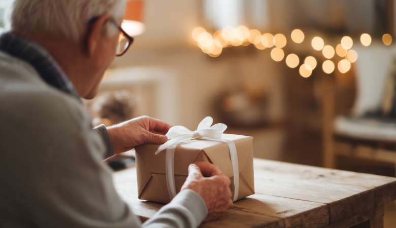 Cadeau pour Senior Homme : Les Meilleures Idées pour Faire Plaisir