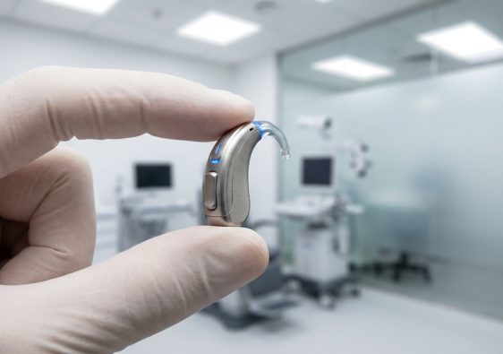 Prothèse auditive : comment bien la choisir en 2026 ?