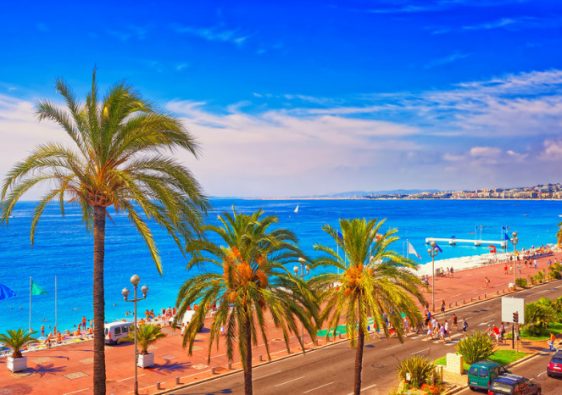 Visiter Nice pendant votre retraite : comment organiser ce voyage ?