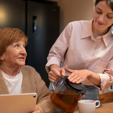 Bien gérer le budget santé d&rsquo;un senior : mutuelle, remboursements et dépenses à anticiper